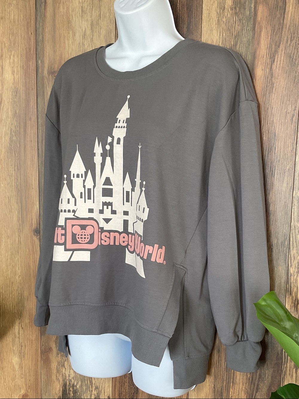 Disney Gray Crewneck Lightweight Sweatshirt S C343 - Picture 2 of 5